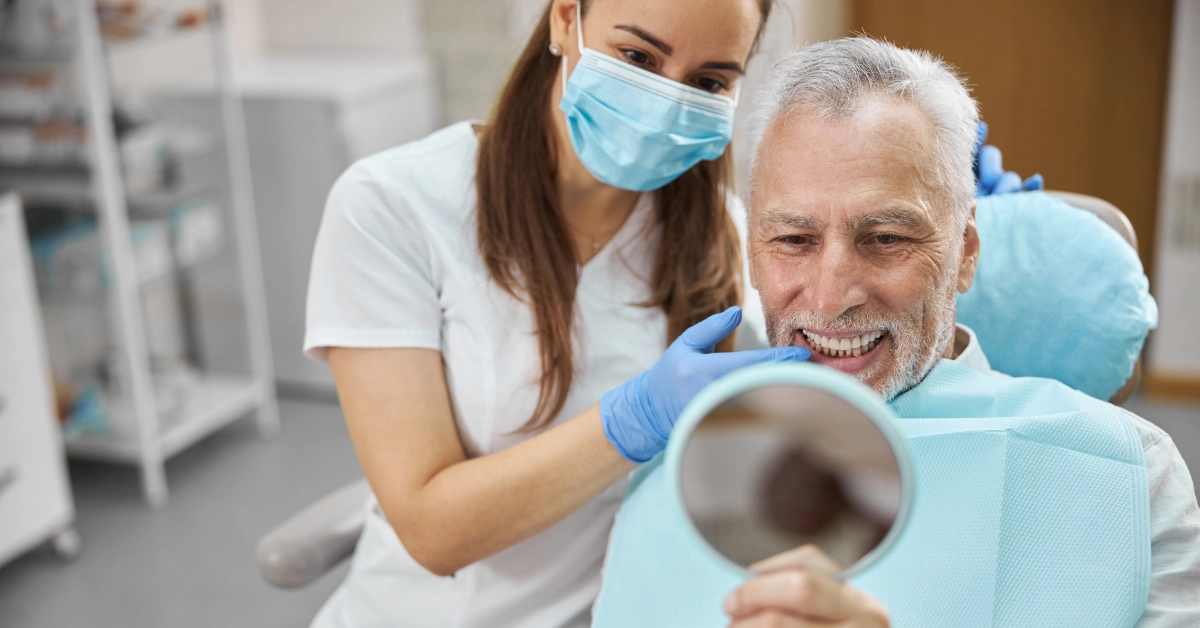 implant dentar iasi