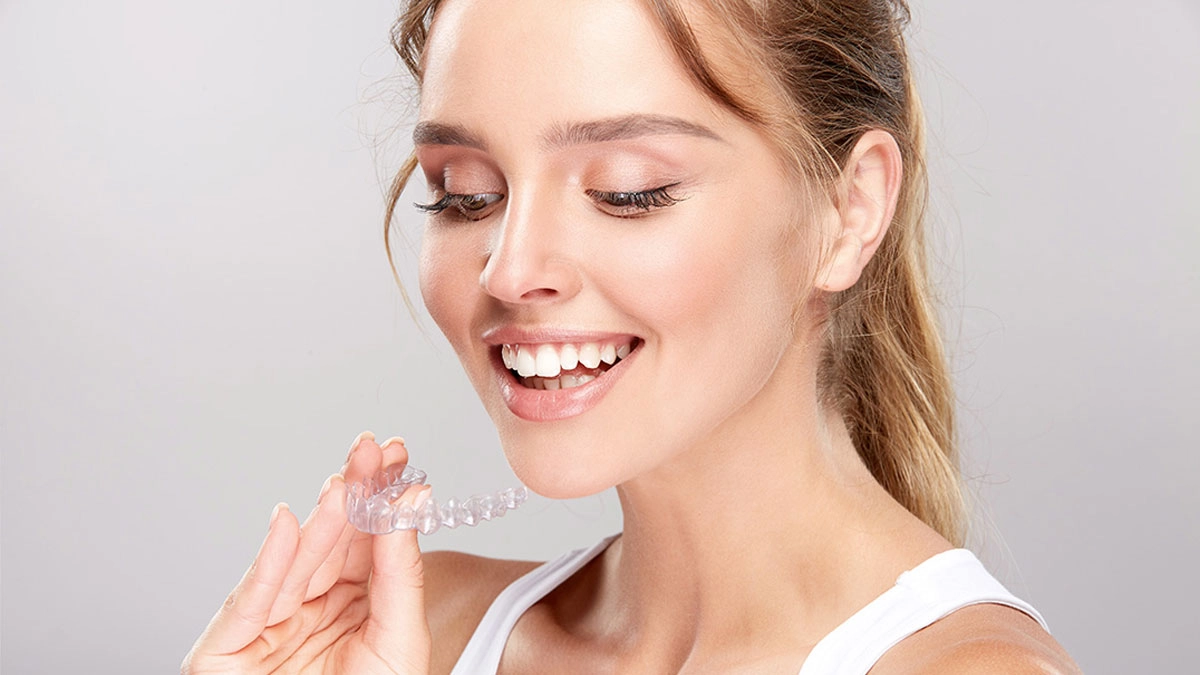 aparat dentar clear aligner