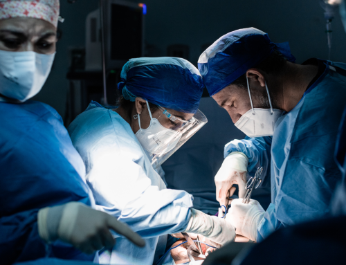 Reacții după implant dentar: ce efecte adverse pot apărea și când să te îngrijorezi