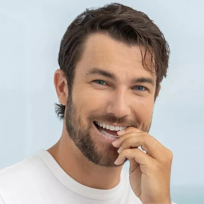 spark04-650x650_03 Pentru cine este potrivit aparatul dentar transparent SPARK